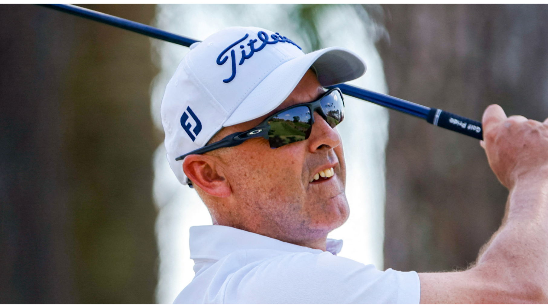 WATCH: PGA Tour pro falls hilariously after awkward bunker shot